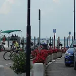 Ada Venise